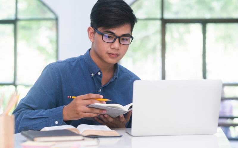 đào tạo qua các khóa học online