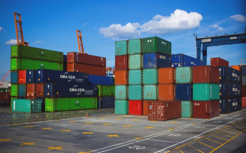 Nhập hàng Trung Quốc có hóa đơn là gì?